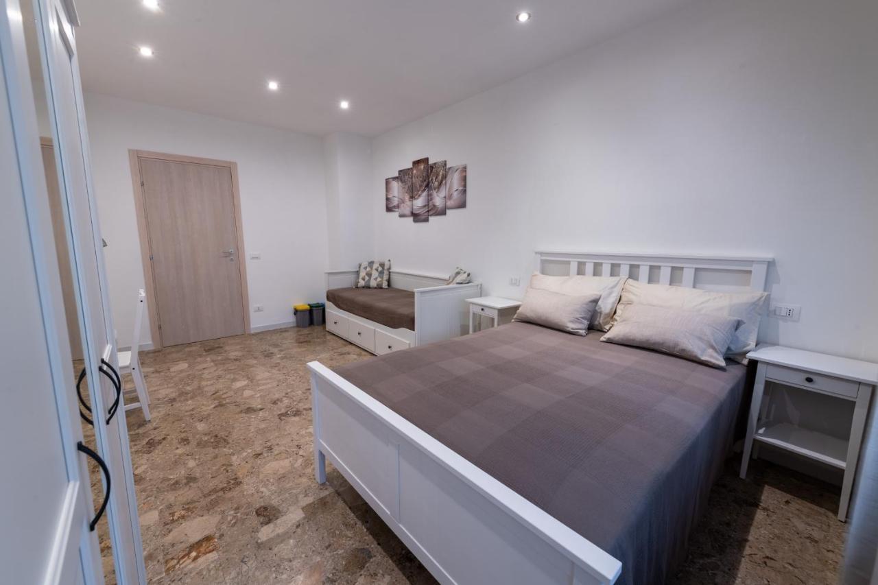 Casa Rosa Beige E Blu Apartment Rome Exterior photo